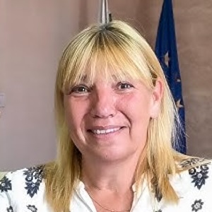 Кмет Галя Енева Захариева на община Нова Загора 