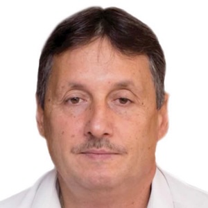 МИЛАН  МИЛАНОВ