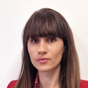 СВЕТОСЛАВА  ИВАНОВА