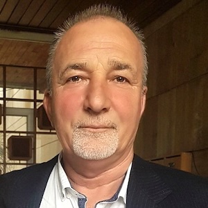 Веселин Божков