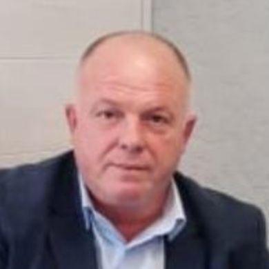 Председател д-р Младен Иванов Петров