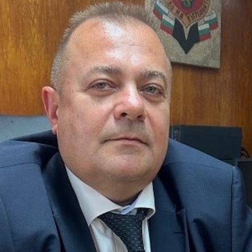 Владимир Маринов