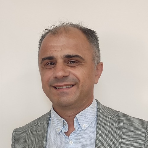 Сенай Шефкет  Юсеин