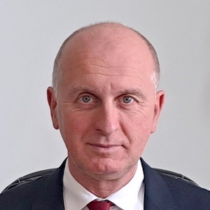 Марин Маринов