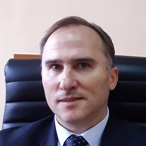 Милен Славов