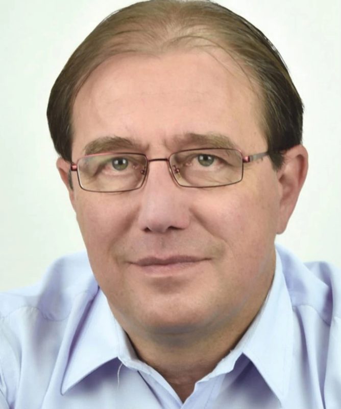 Емил Викторов Караиванов