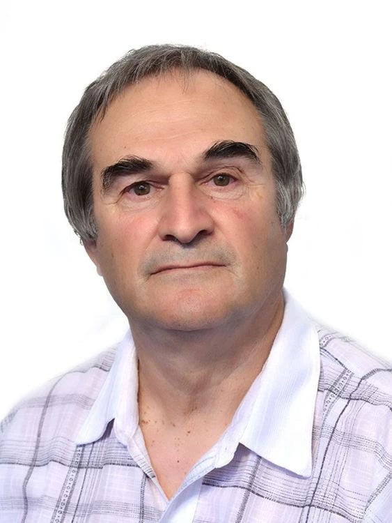 Кръстьо Запрянов Момчилов