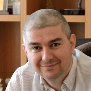 Емануил Младенов Манолов