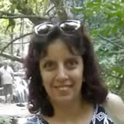Ивелина Николова