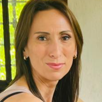 Нели Георгиева Пашева-Бозикян