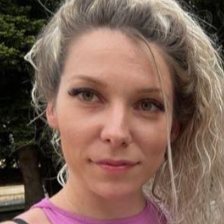 Емир Фезулова